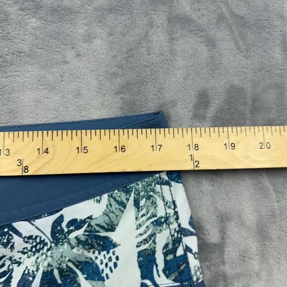 Mountain Khakis Board Shorts Mens Size Large Blue Floral Print Modern Fit Beach - Picture 6 of 8